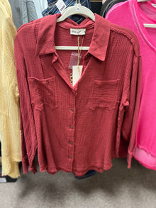  Last 1! Sz M (Fits M/L) Cotton Frayed Burgundy Top