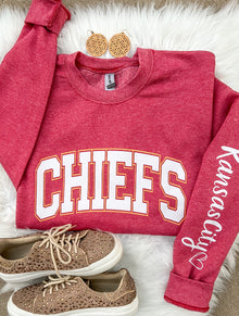  Heather Vintage Red Crewneck Sweatshirt - Chiefs Varsity & Sleeve