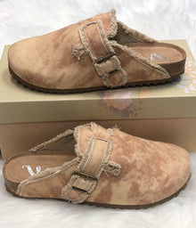  Just 1 Sz & Available! Very G Tan Picnic