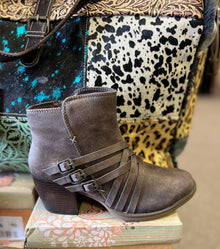  Very G Governor Bootie Taupe & Black